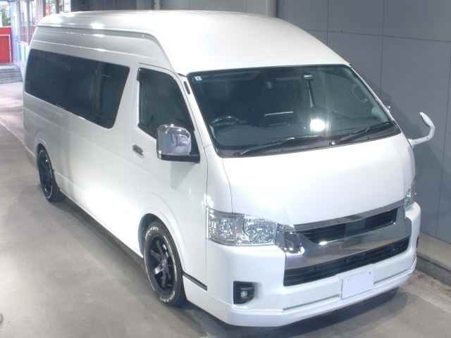 TOYOTA HIACE VAN 2024