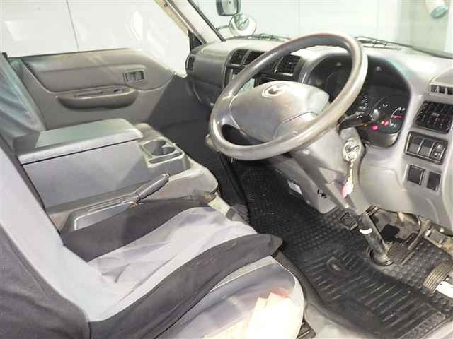 MAZDA BONGO VAN 2015