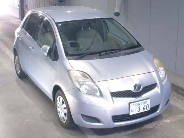 TOYOTA VITZ 2010
