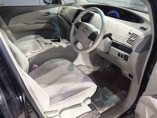 TOYOTA ESTIMA HYBRID 2009