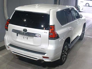 TOYOTA LAND CRUISER PRADO 2022