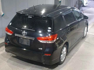 TOYOTA WISH 2009