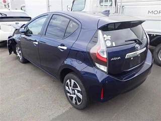 TOYOTA AQUA 2019