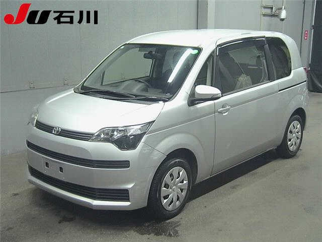 TOYOTA SPADE 2012