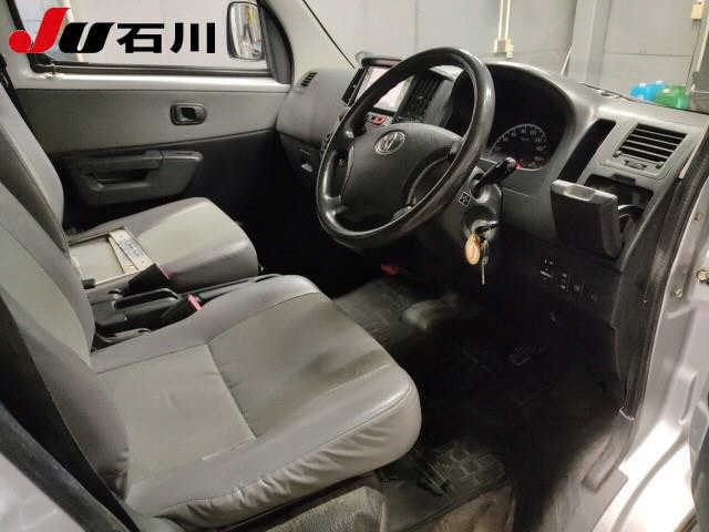 TOYOTA TOWN ACE VAN 2012