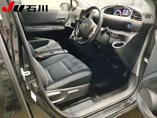 TOYOTA SIENTA 2016