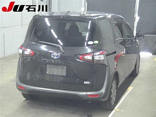 TOYOTA SIENTA 2016