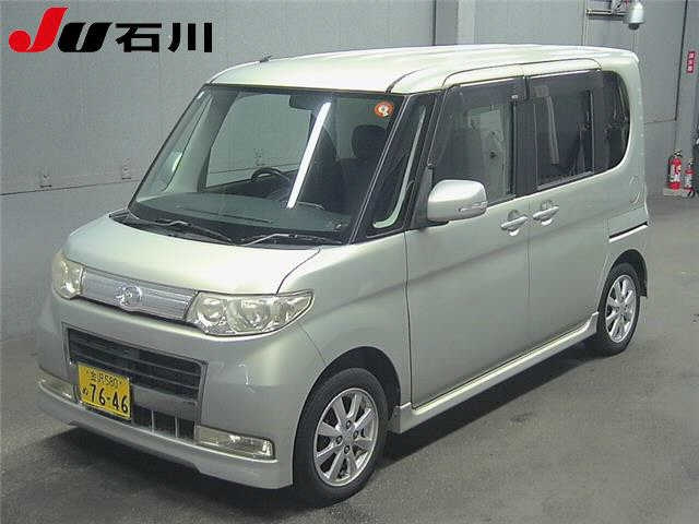 DAIHATSU TANTO 2008