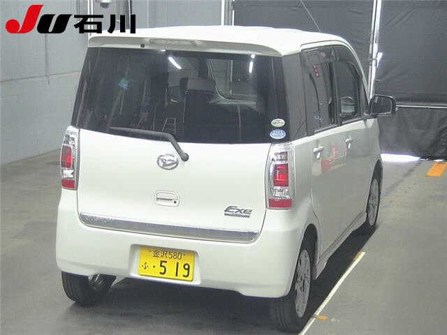 DAIHATSU TANTO EXE 2011