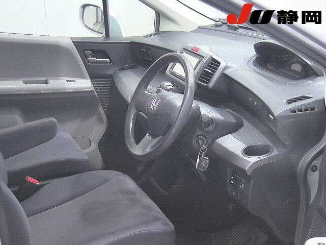 HONDA FREED 2009