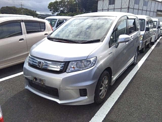 HONDA FREED 2011