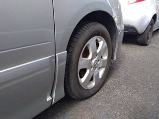NISSAN SERENA 2010