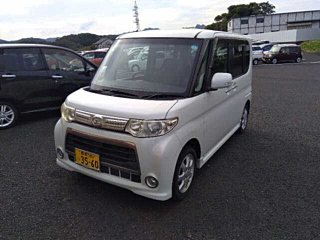DAIHATSU TANTO 2011