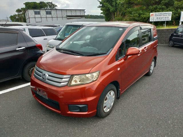 HONDA FREED 2010