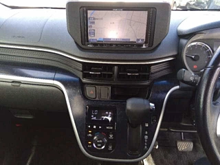 DAIHATSU MOVE 2015