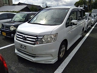 HONDA STEP WAGON 2014