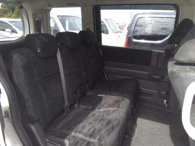 HONDA STEP WAGON 2014