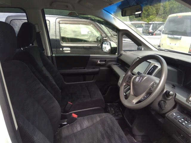 HONDA STEP WAGON 2014