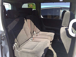 NISSAN SERENA 2010