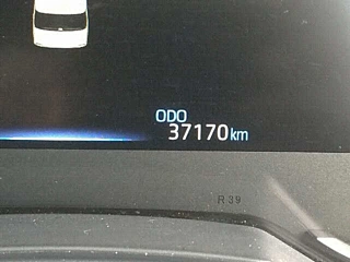 TOYOTA VOXY 2022