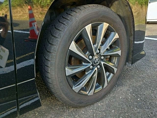 TOYOTA VOXY 2022