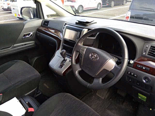 TOYOTA VELLFIRE 2012