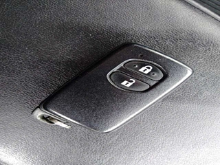 TOYOTA PRIUS ALPHA 2015