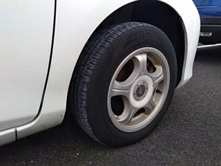 TOYOTA VITZ 2013