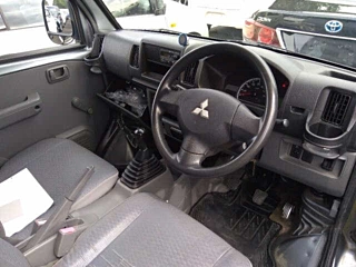 MITSUBISHI MINICAB VAN 2013