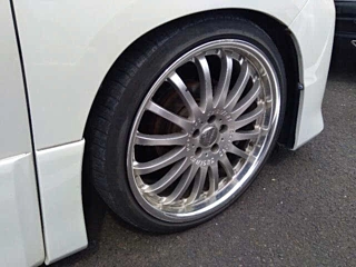 TOYOTA ALPHARD 2011