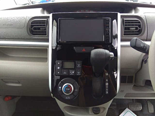 DAIHATSU TANTO 2018