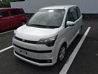 TOYOTA SPADE 2014