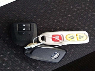 TOYOTA SPADE 2014