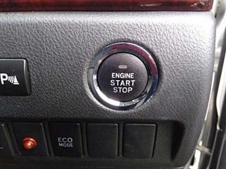 TOYOTA ALPHARD 2013