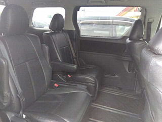 TOYOTA ALPHARD 2013