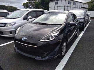 TOYOTA AQUA 2018