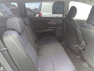 TOYOTA WISH 2012