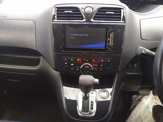 NISSAN SERENA 2012