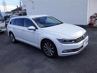 VOLKSWAGEN PASSAT VARIANT 2016