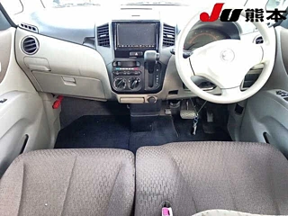 NISSAN ROOX 2010