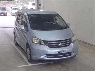 HONDA FREED 2010