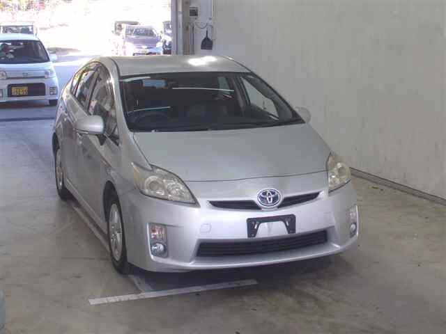 TOYOTA PRIUS 2011