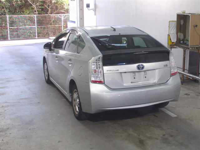 TOYOTA PRIUS 2011
