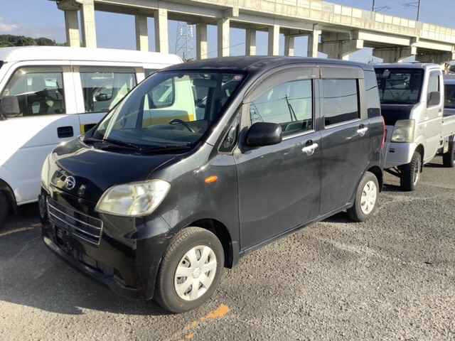 DAIHATSU TANTO EXE 2010