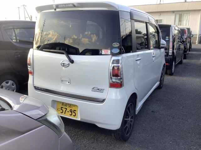 DAIHATSU TANTO EXE 2011