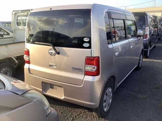 DAIHATSU MOVE CONTE 2009