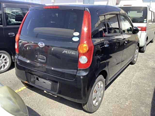 DAIHATSU MIRA 2010