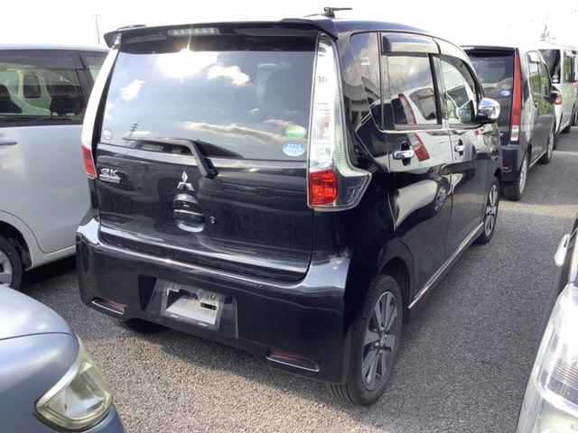 MITSUBISHI EK CUSTOM 2013