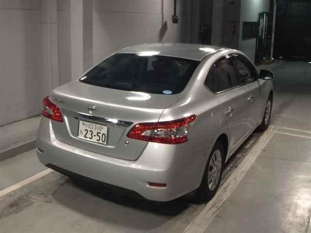 NISSAN SYLPHY 2019