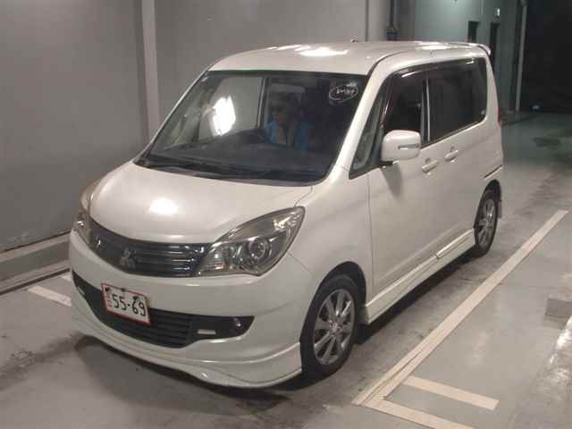 MITSUBISHI DELICA D2 2012
